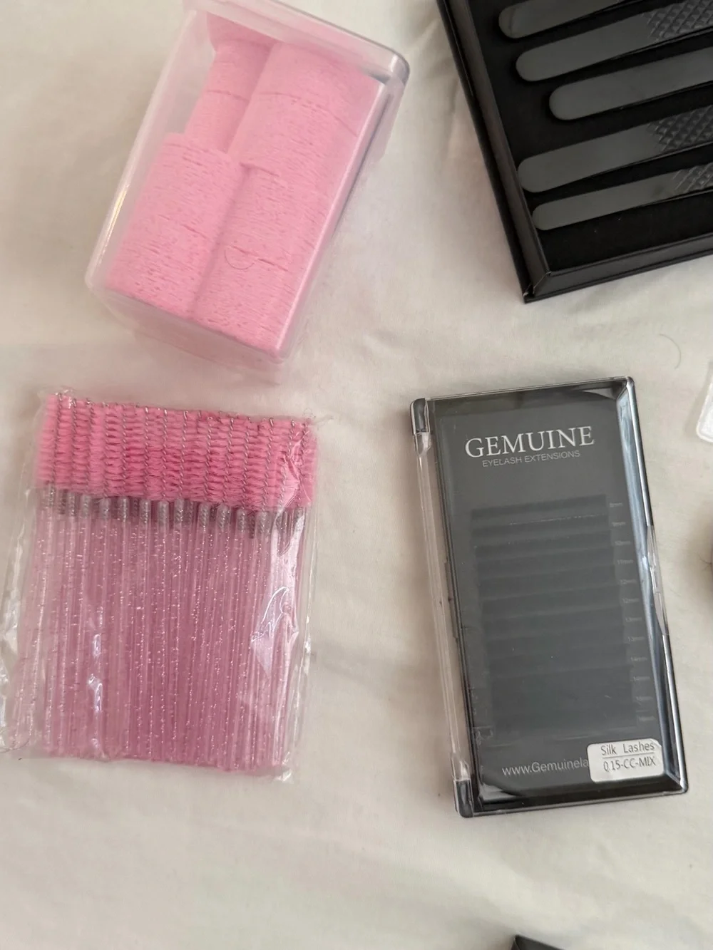 N/A cream eyelash